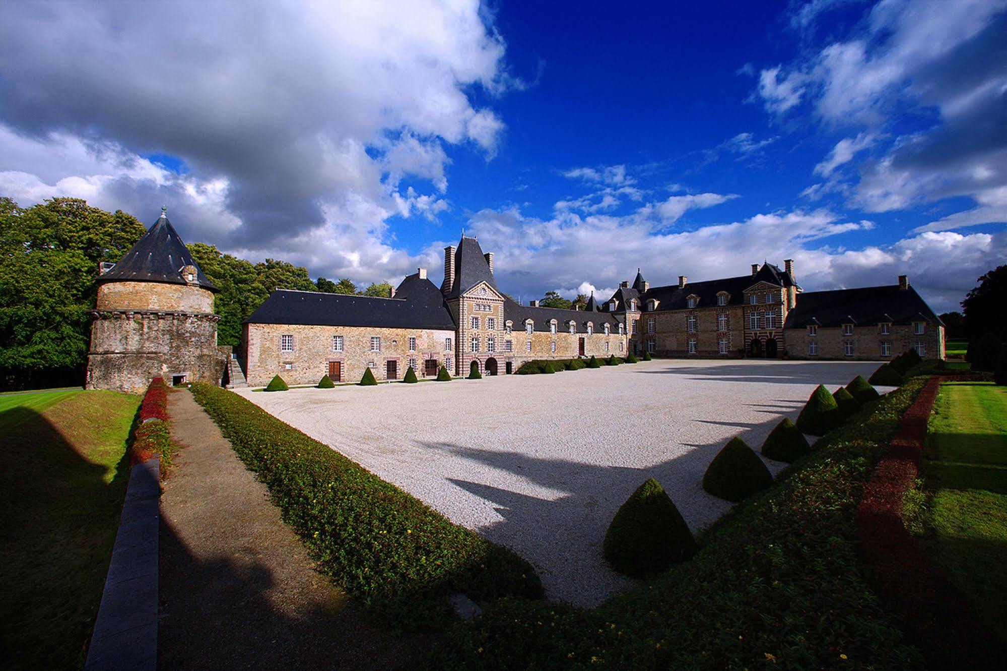 Chateau De Canisy Buitenkant foto