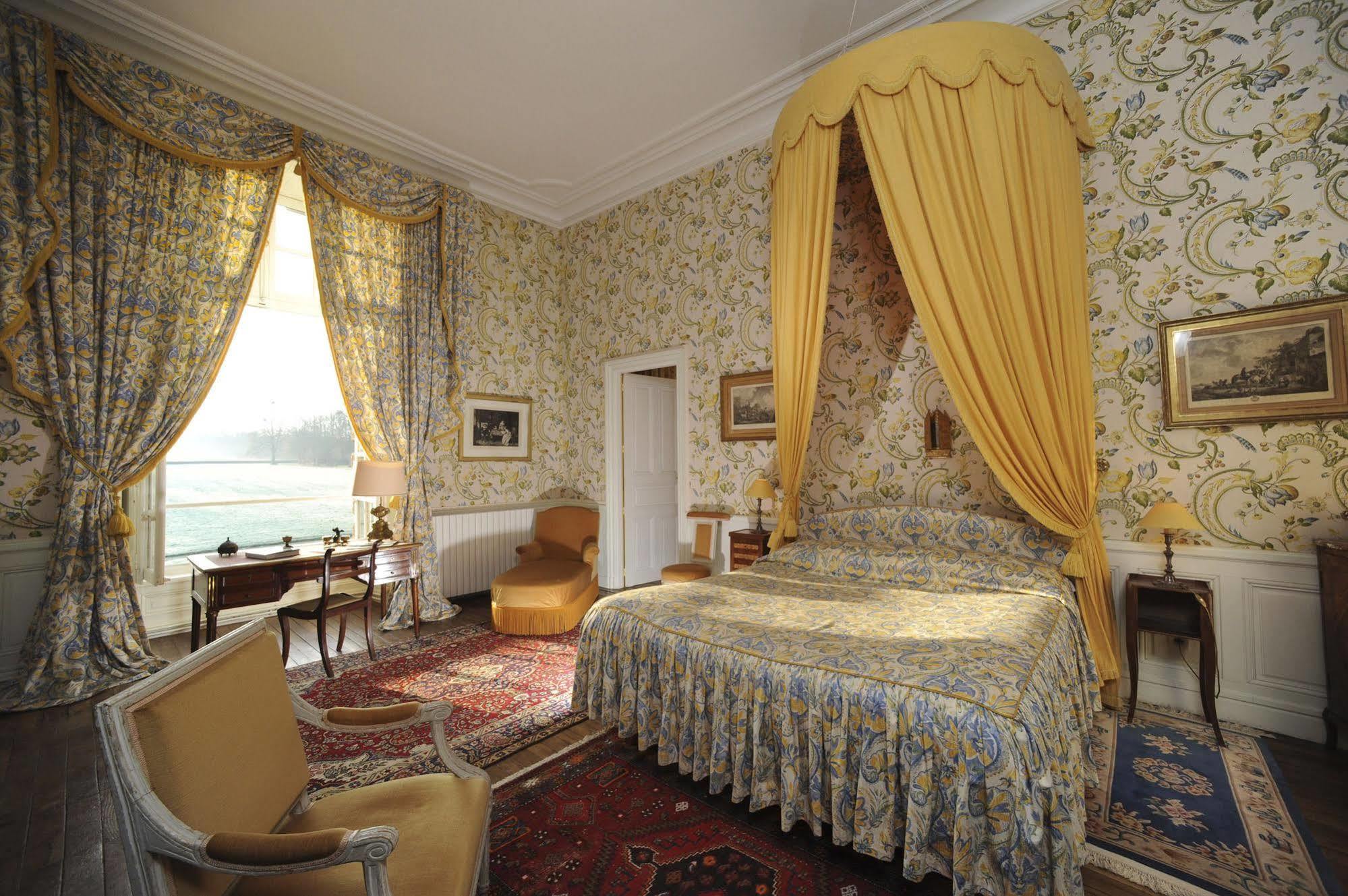 Chateau De Canisy Buitenkant foto