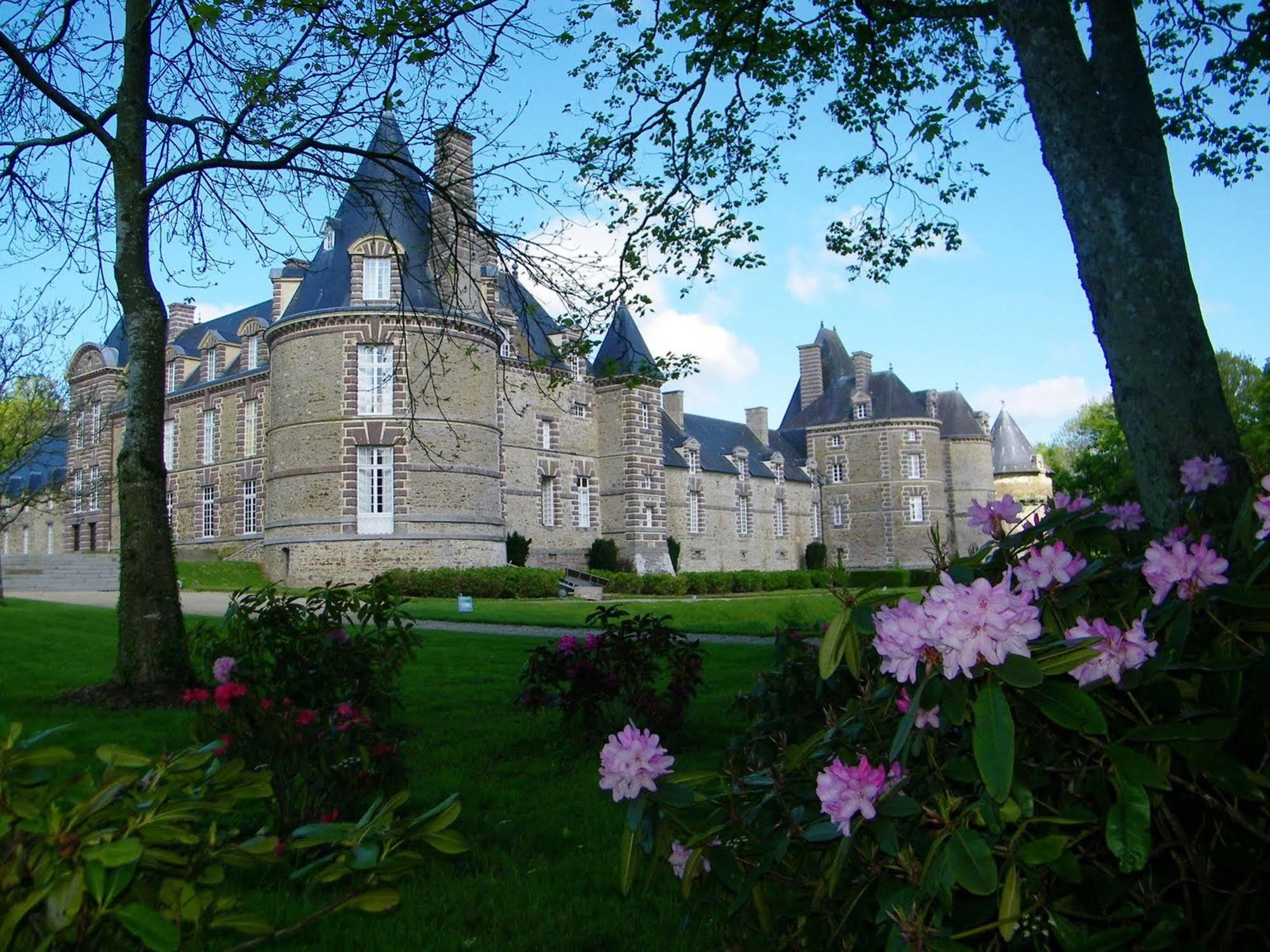 Chateau De Canisy Buitenkant foto