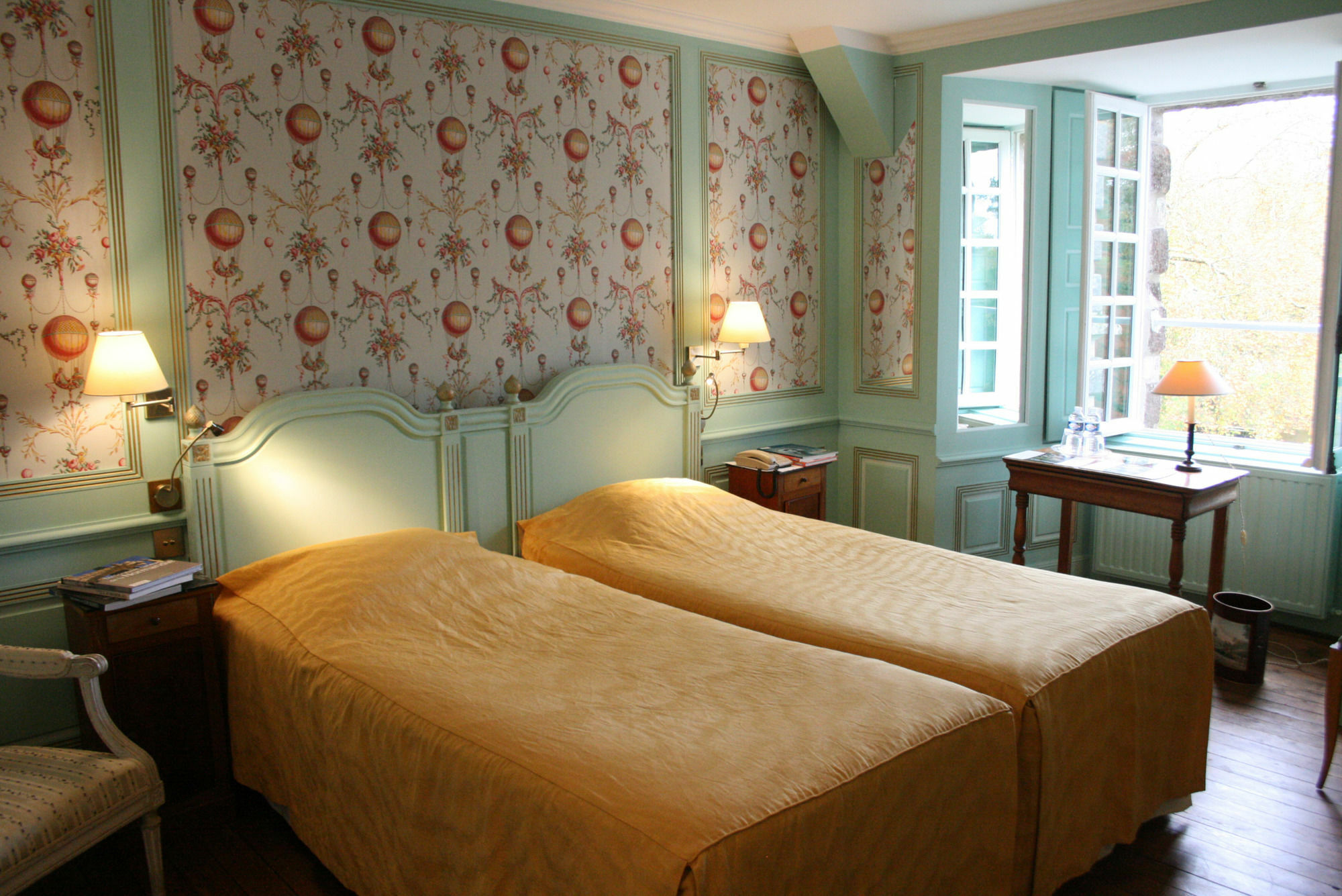 Chateau De Canisy Buitenkant foto